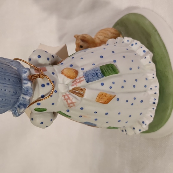 Holly Hobbie Figurine Blue Girl Cat Hand Painted Prairie Tabby Porcelain Vtg 70s - Picture 13 of 14